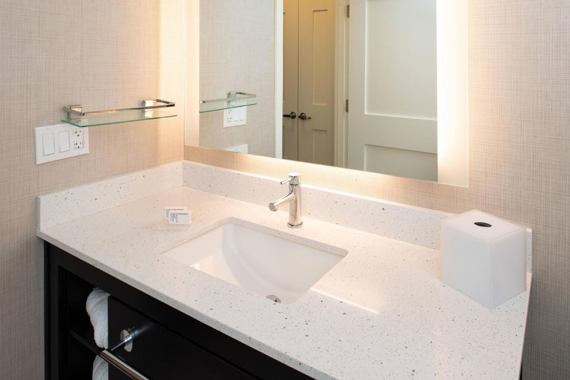 Residence Inn By Marriott Bakersfield West Esterno foto